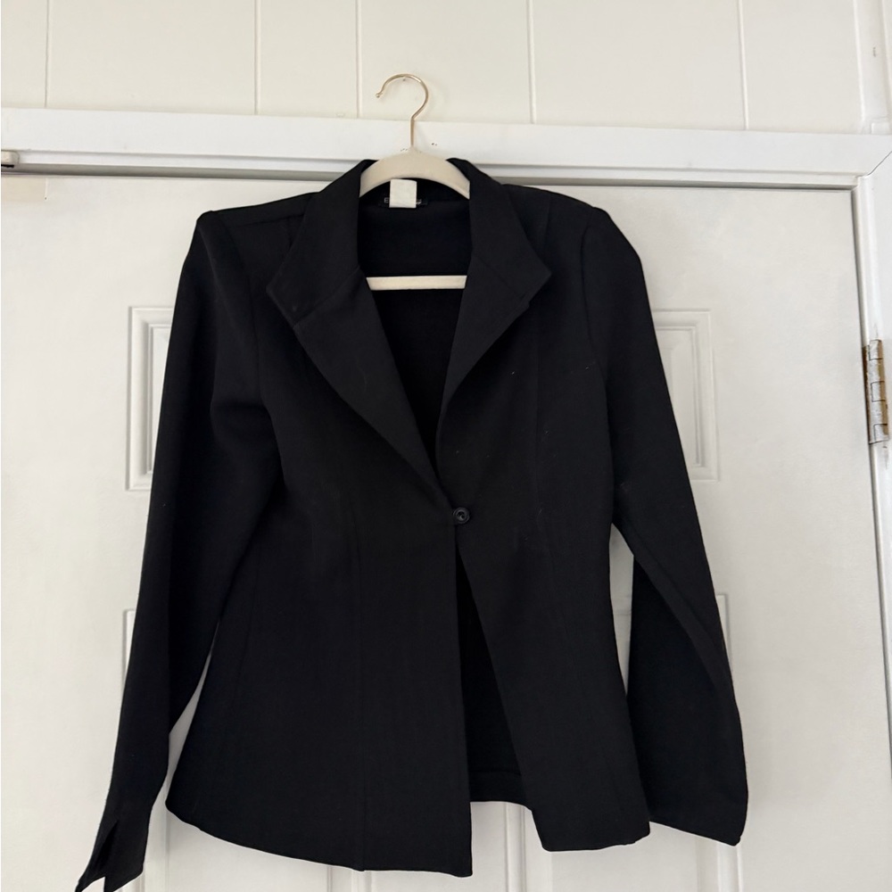 Elegant Black professional modern tightening fitted extra chic Women's Blazer - Picture 2 of 5